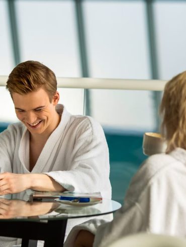 Bien-être en voyage : thalasso, thermes et retraites