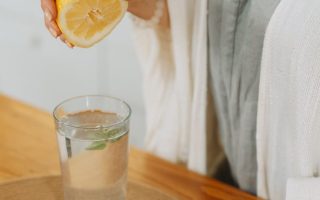 Rituels de bien-être pour une routine matinale revitalisante